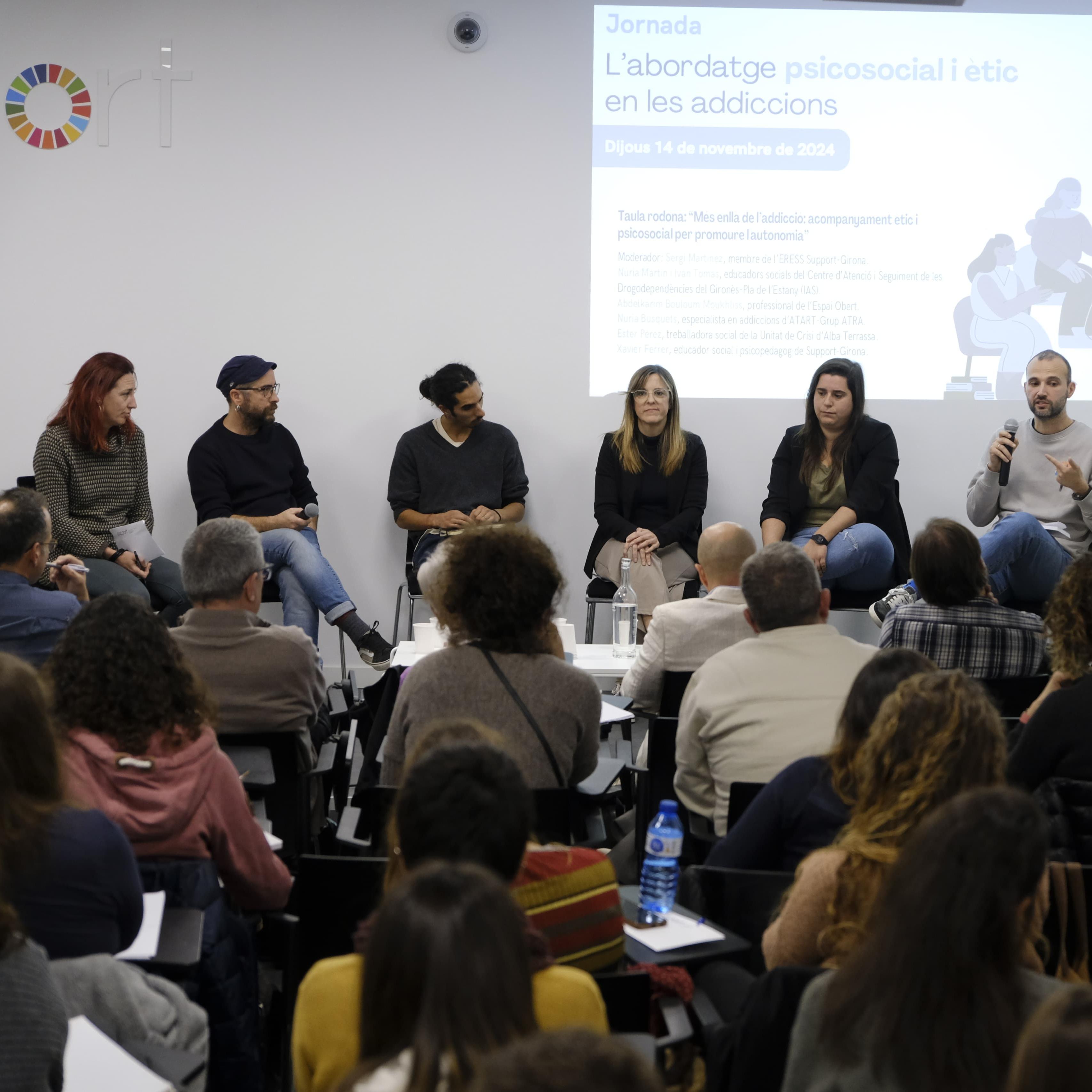 Taula rodona: “Més enllà de l’addicció: acompanyament ètic i psicosocial per promoure l'autonomia” 